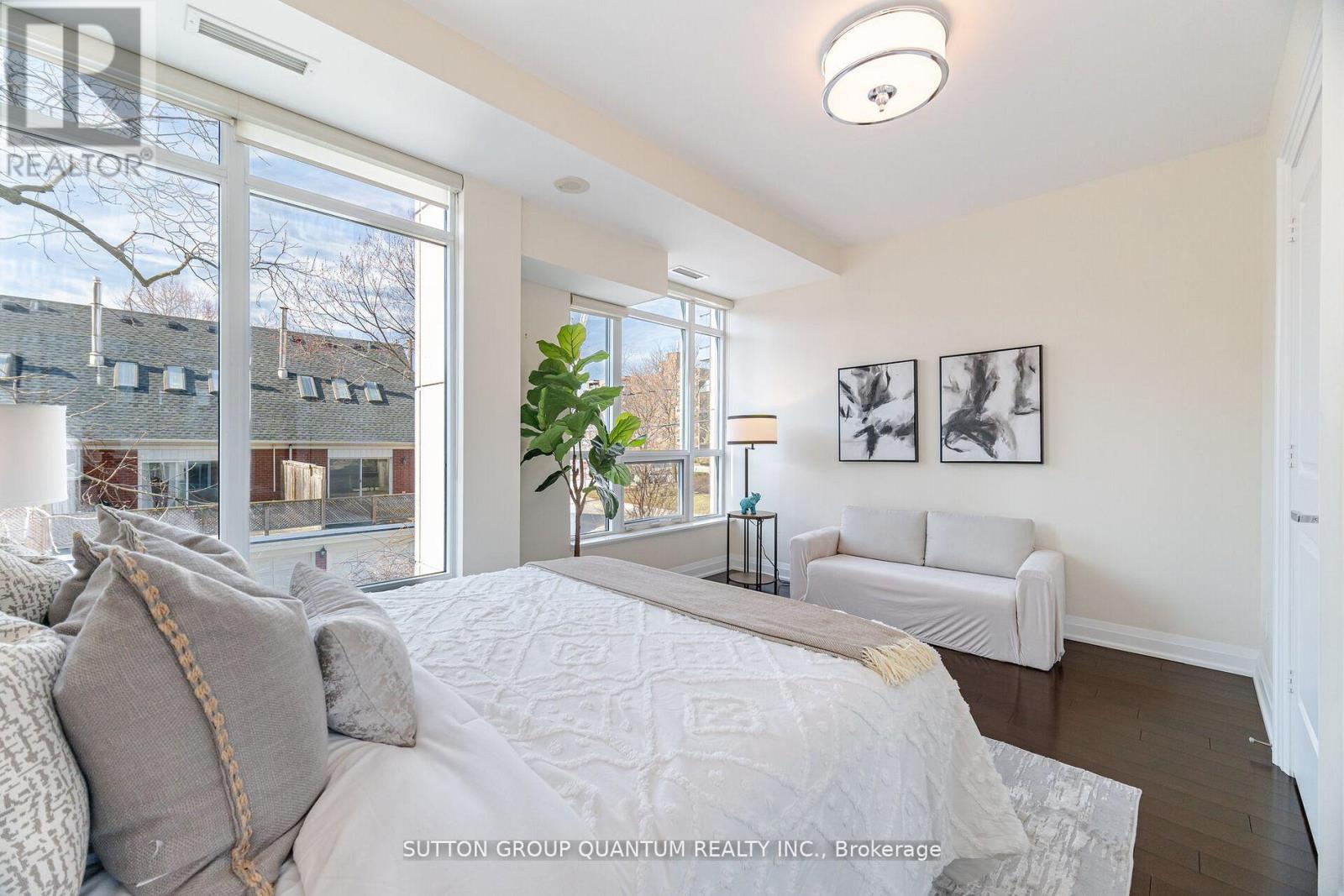 120 - 56 Jones Street, Oakville, Ontario  L6L 3E5 - Photo 13 - W12221142