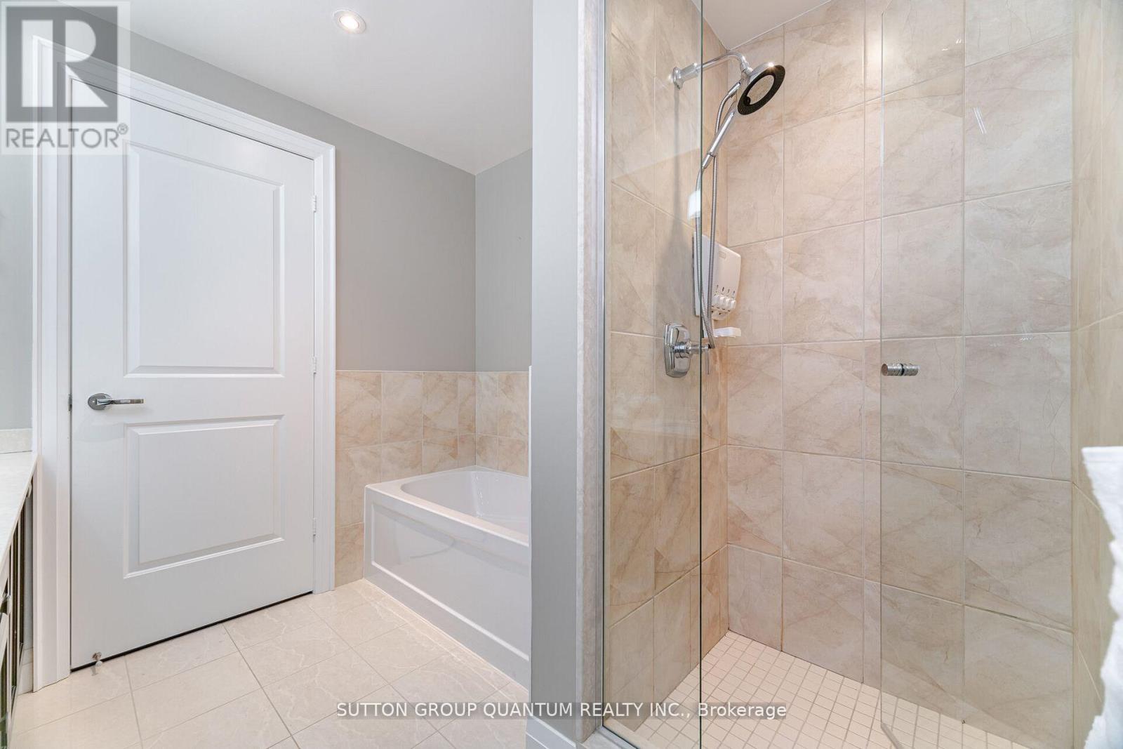 120 - 56 Jones Street, Oakville, Ontario  L6L 3E5 - Photo 19 - W12221142