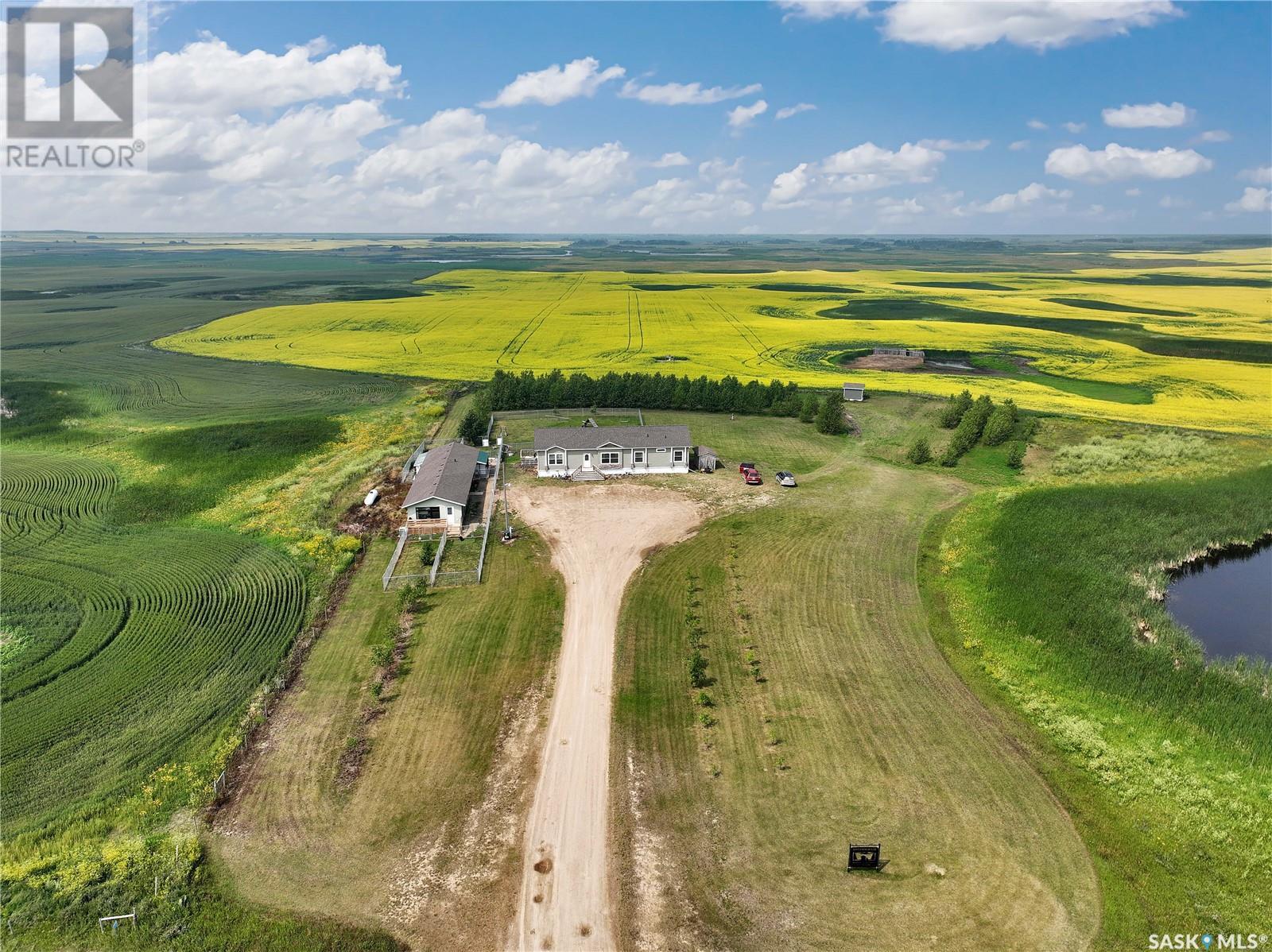 Envy Dog House Acreage, Silverwood Rm No. 123, Saskatchewan  S0G 4Z0 - Photo 2 - SK014548