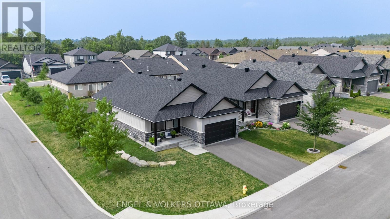 848 Reaume Street, Mississippi Mills, Ontario  K0A 1A0 - Photo 3 - X12322923
