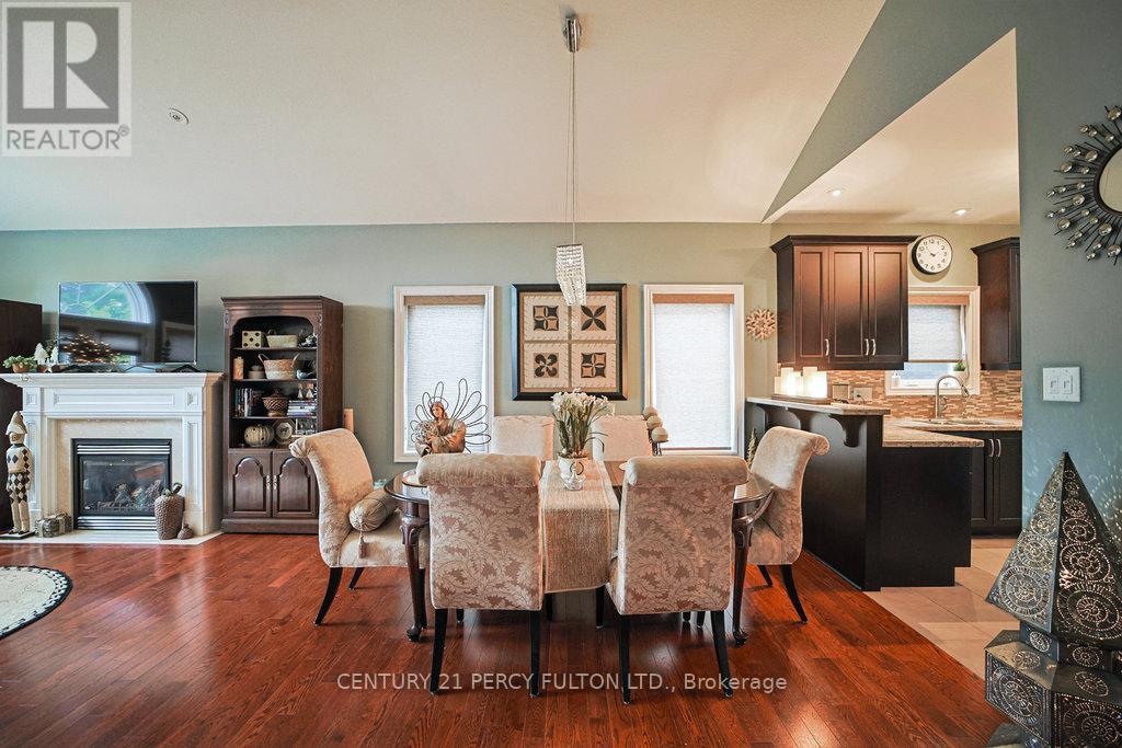 Property at 159 RIDGE WAY image 5
