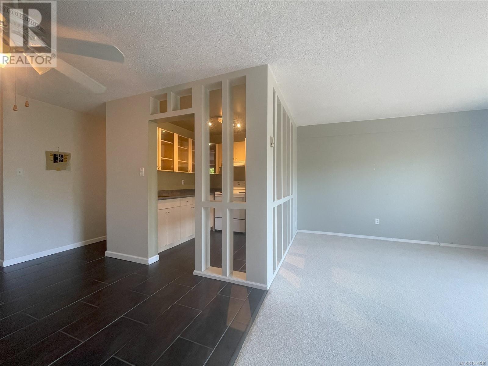 Property at 201 550 Bradley St image 4