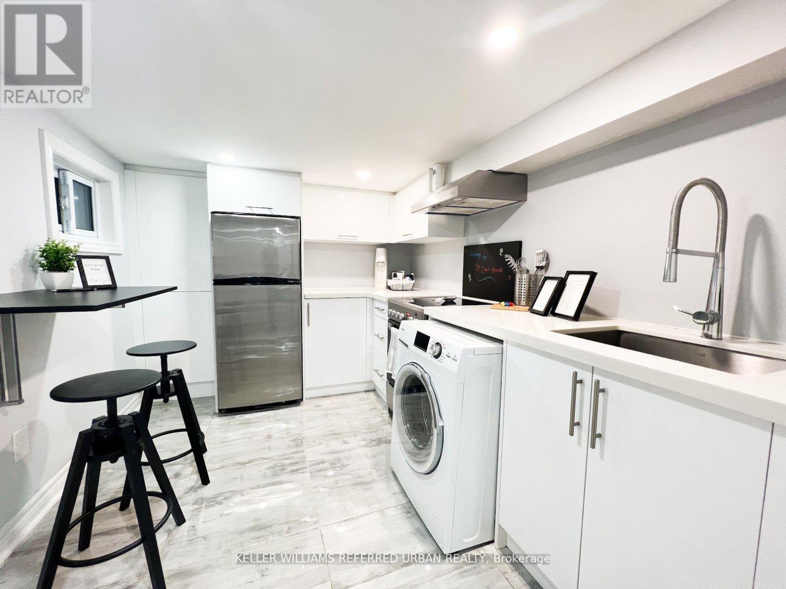 2480 St Clair Avenue W, Toronto, Ontario  M6N 1L3 - Photo 10 - W12322934