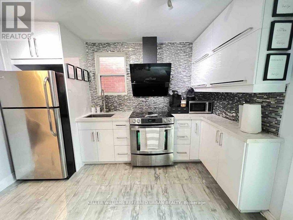 2480 St Clair Avenue W, Toronto, Ontario  M6N 1L3 - Photo 3 - W12322934