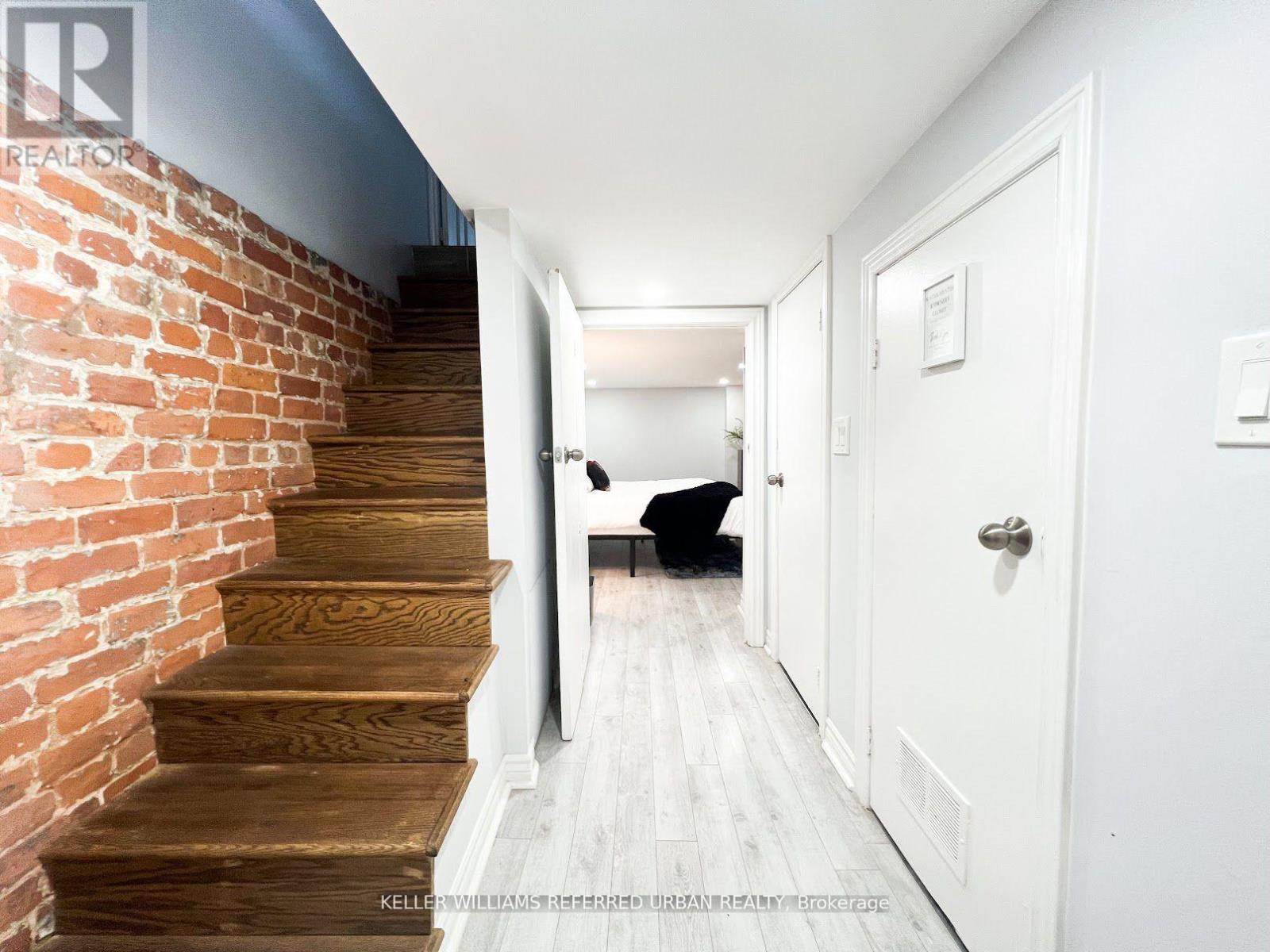2480 St Clair Avenue W, Toronto, Ontario  M6N 1L3 - Photo 9 - W12322934