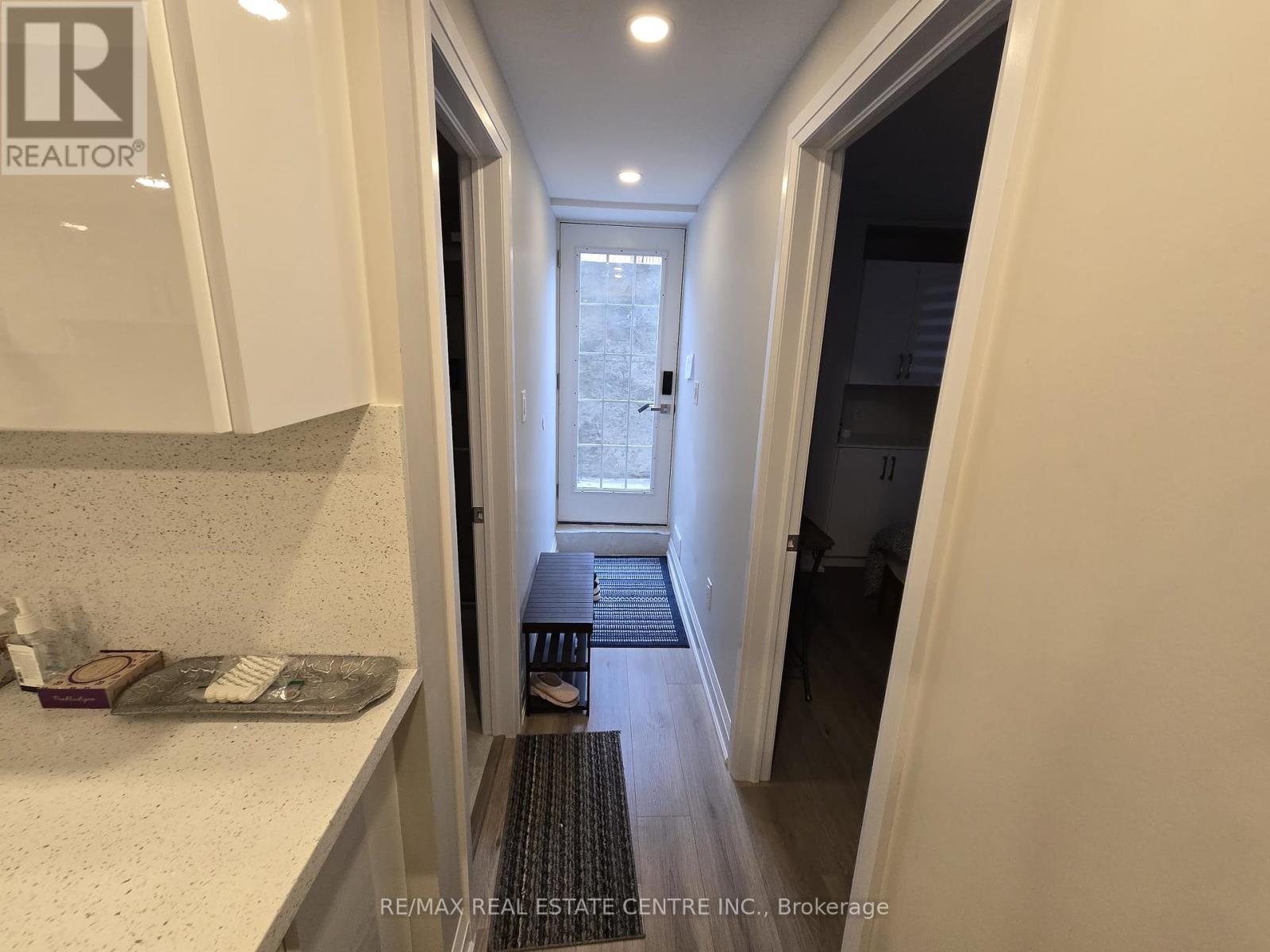 Bsmt. - 1412 Rose Way, Milton, Ontario  L9T 7E7 - Photo 12 - W12322965