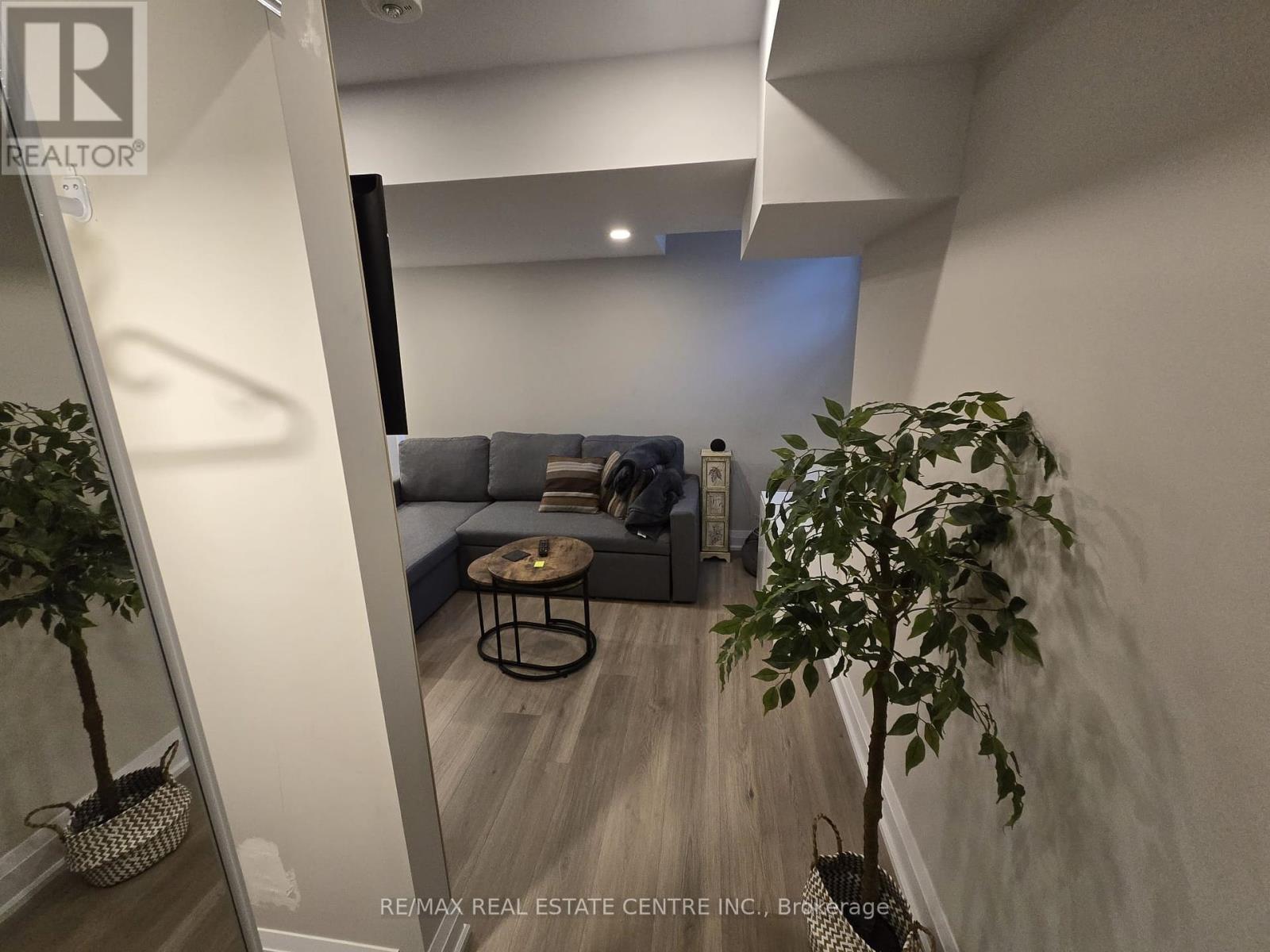 Bsmt. - 1412 Rose Way, Milton, Ontario  L9T 7E7 - Photo 15 - W12322965