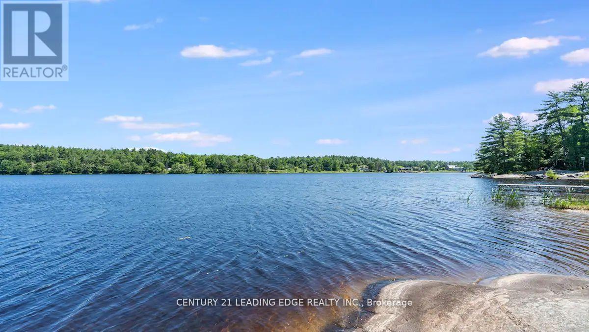 1095 Conservation Road, Gravenhurst, Ontario  P1P 1R3 - Photo 28 - X12322962
