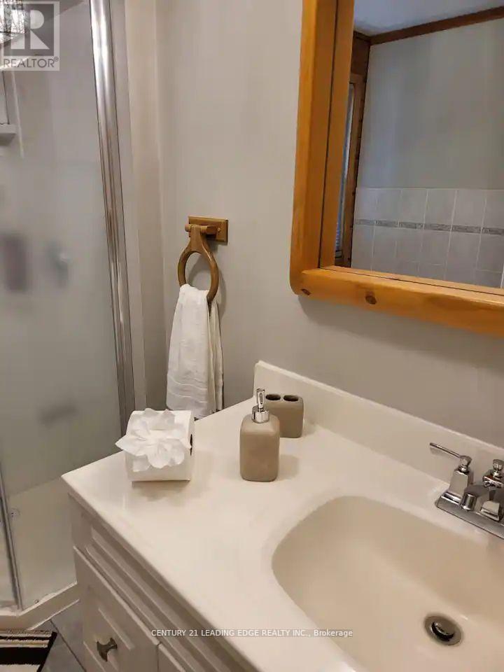 1095 Conservation Road, Gravenhurst, Ontario  P1P 1R3 - Photo 30 - X12322962