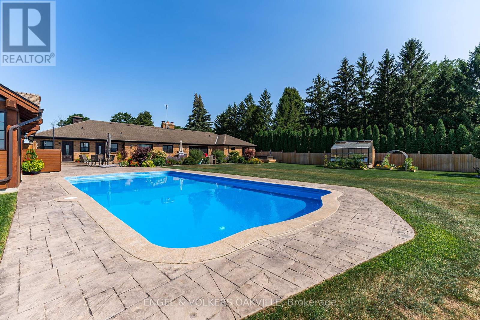 15578 Niagara Parkway, Niagara-On-The-Lake, Ontario  L0S 1J0 - Photo 25 - X12323000