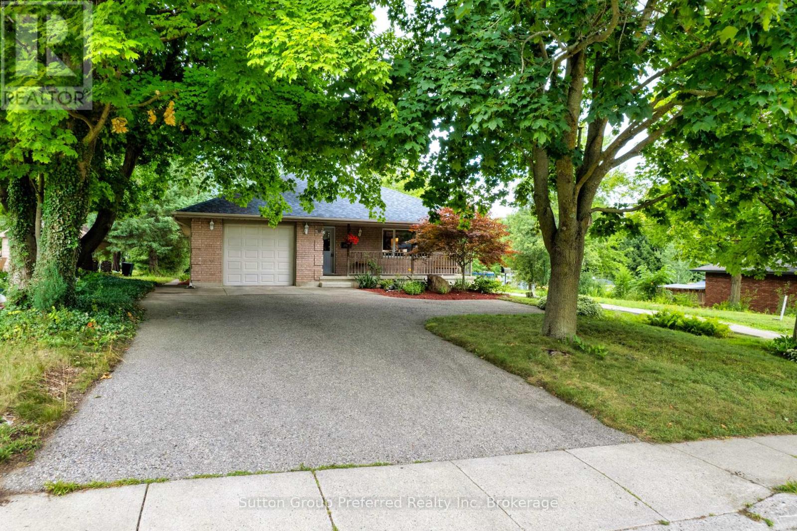 227 Bower Hill Road, Woodstock, Ontario  N4S 2N5 - Photo 2 - X12322988