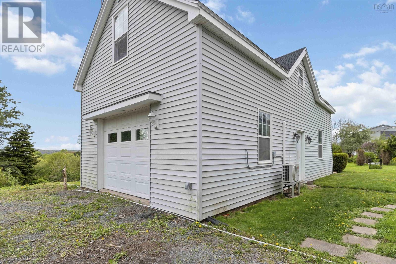 14019 Highway 1, Hants Border, Nova Scotia  B0P 1P0 - Photo 43 - 202510842