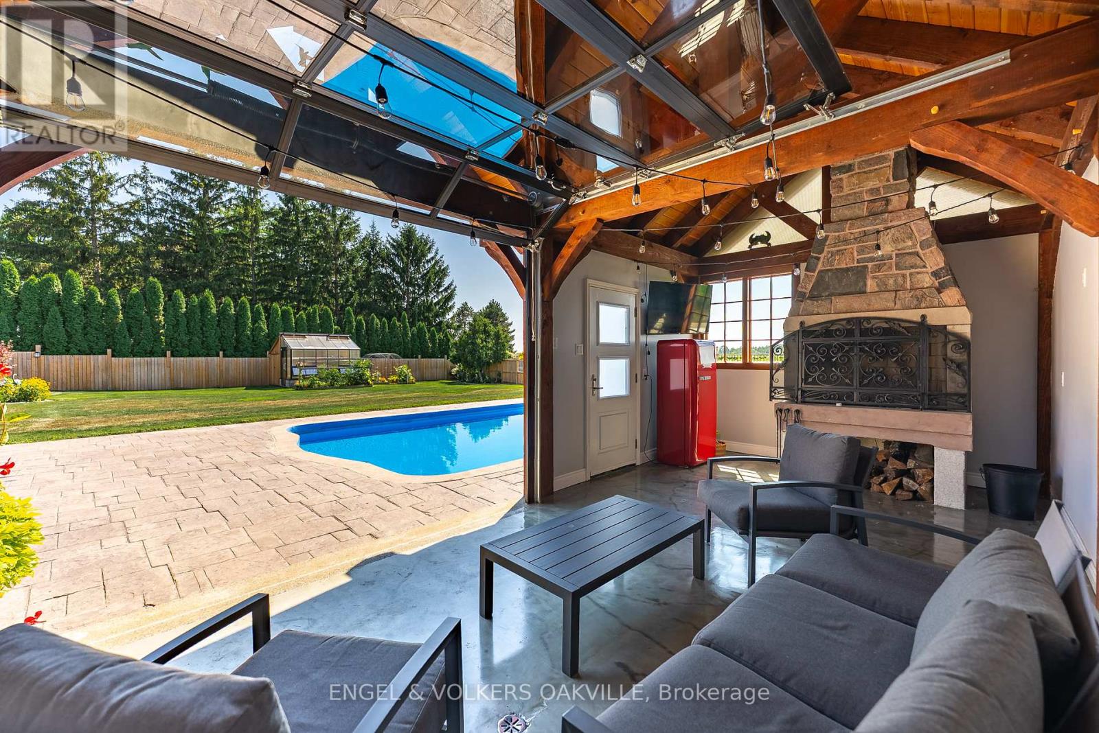 15578 Niagara Parkway, Niagara-On-The-Lake, Ontario  L0S 1J0 - Photo 31 - X12323000