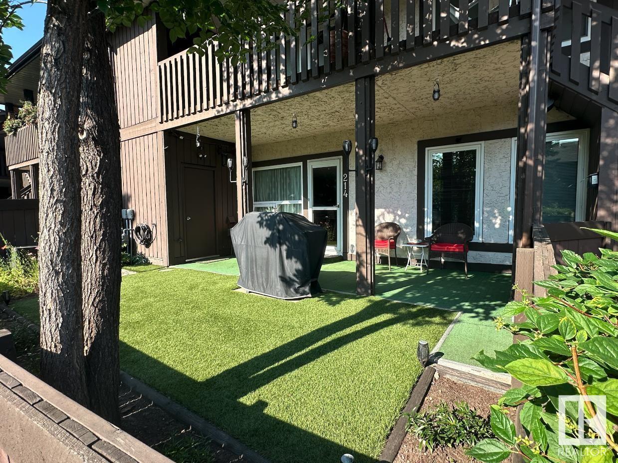 Property at 214 Surrey GD NW image 1