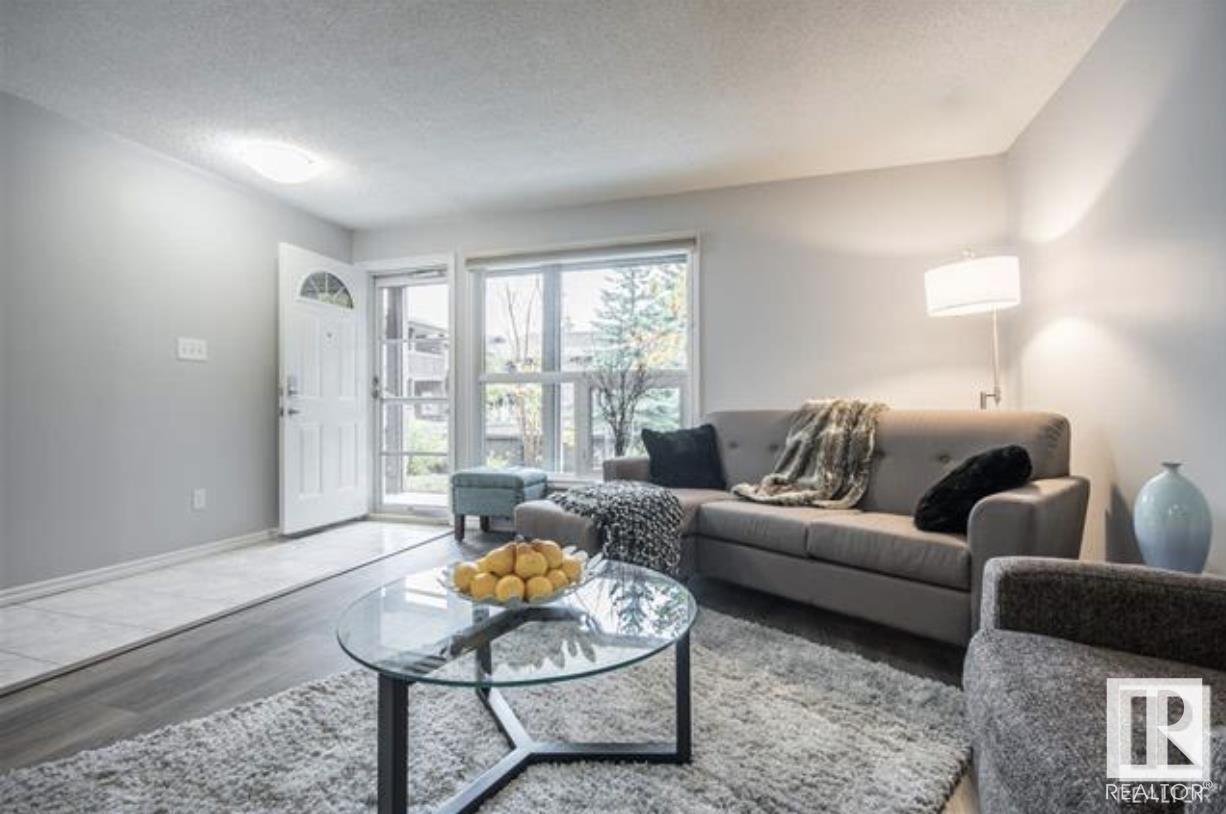 Property at 214 Surrey GD NW image 4