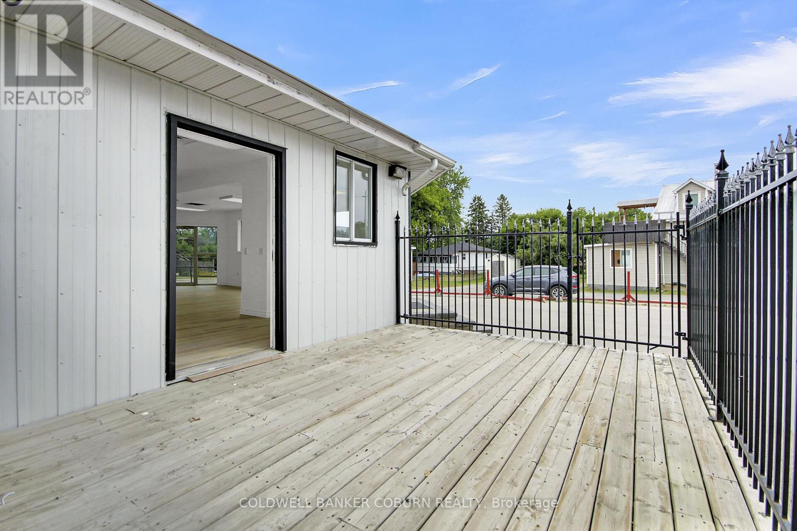 417 Rideau Street, North Grenville, Ontario  K0G 1J0 - Photo 13 - X12323016