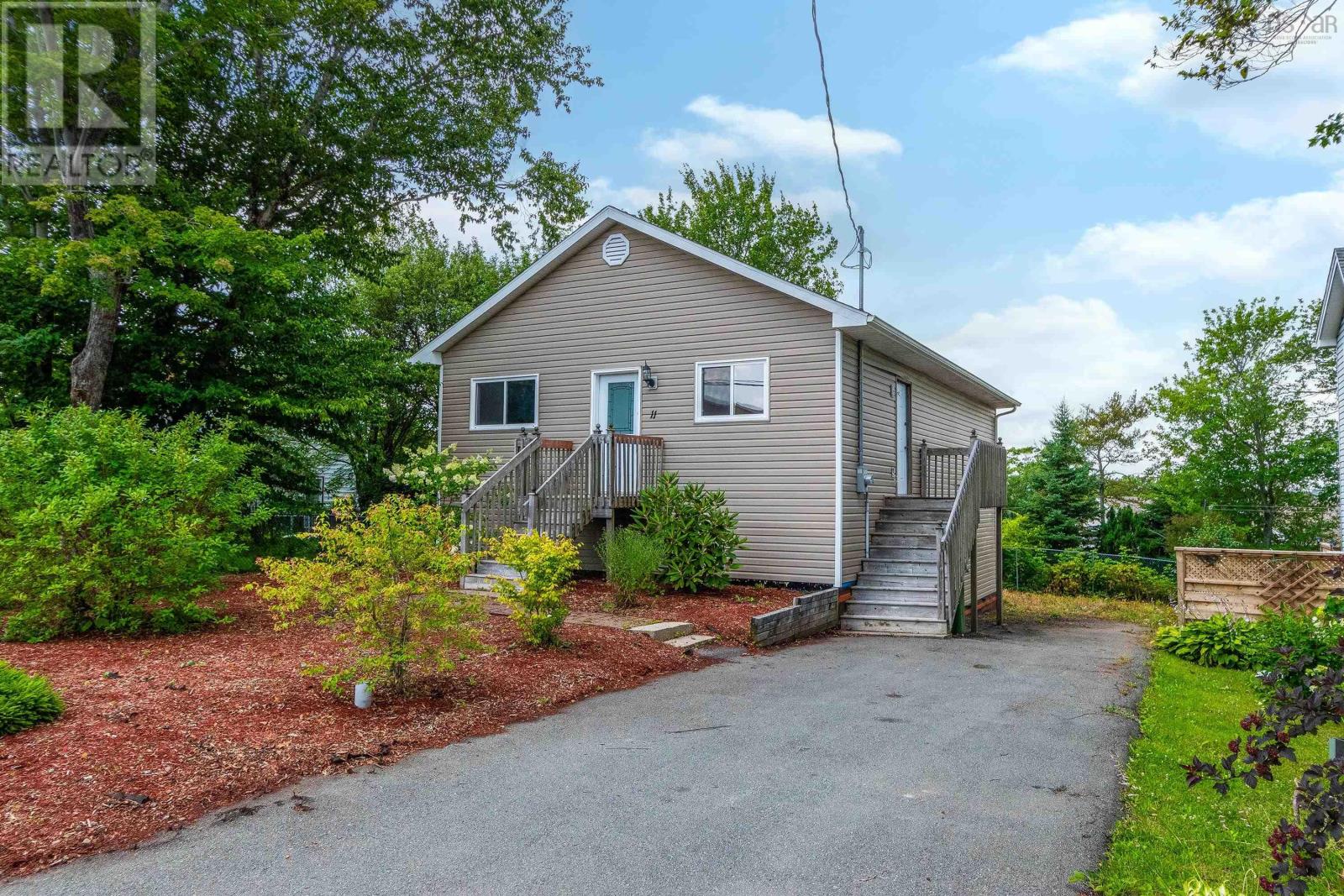11 Fourth Street, Dartmouth, Nova Scotia  B2X 1Y1 - Photo 1 - 202518485