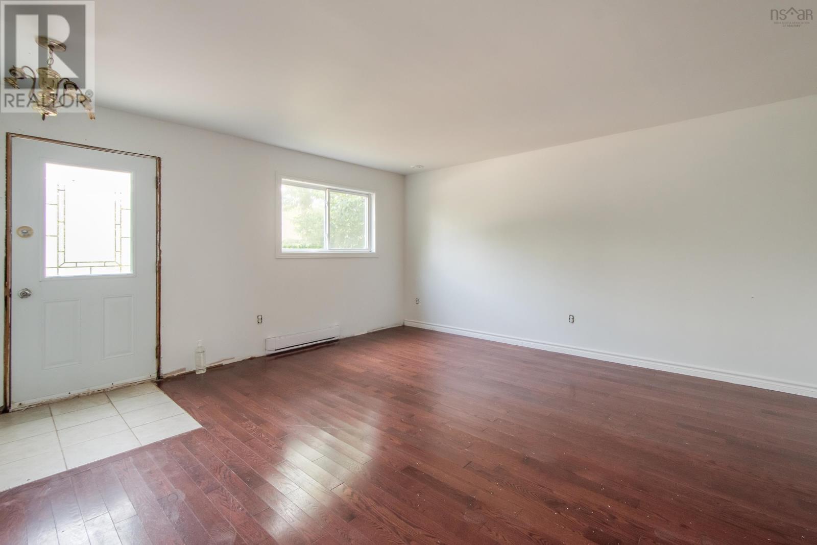 11 Fourth Street, Dartmouth, Nova Scotia  B2X 1Y1 - Photo 3 - 202518485