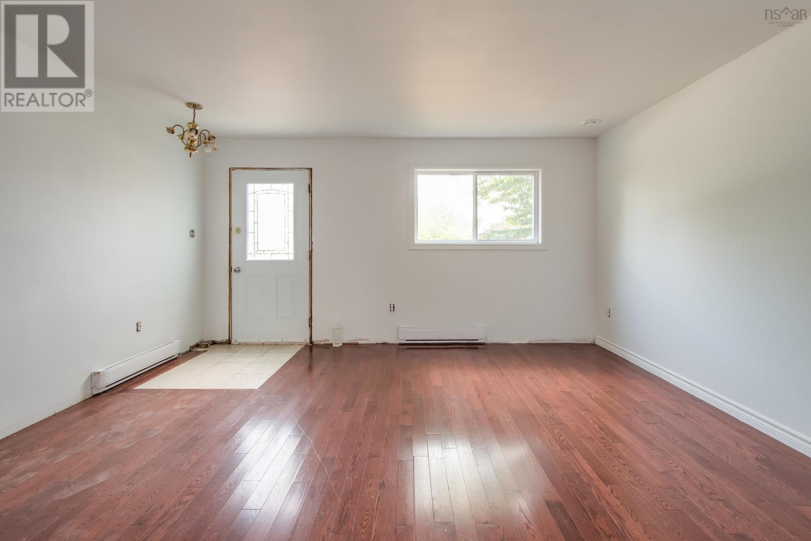 11 Fourth Street, Dartmouth, Nova Scotia  B2X 1Y1 - Photo 2 - 202518485