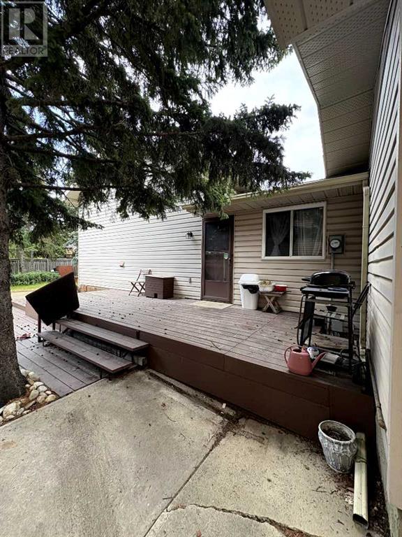 6423 28 Avenue Ne, Calgary, Alberta  T1Y 4S2 - Photo 9 - A2232271