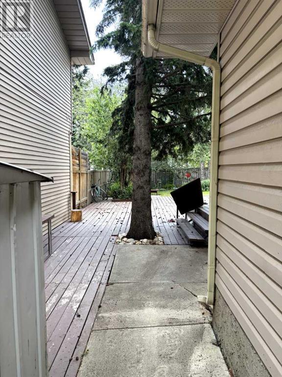 6423 28 Avenue Ne, Calgary, Alberta  T1Y 4S2 - Photo 8 - A2232271