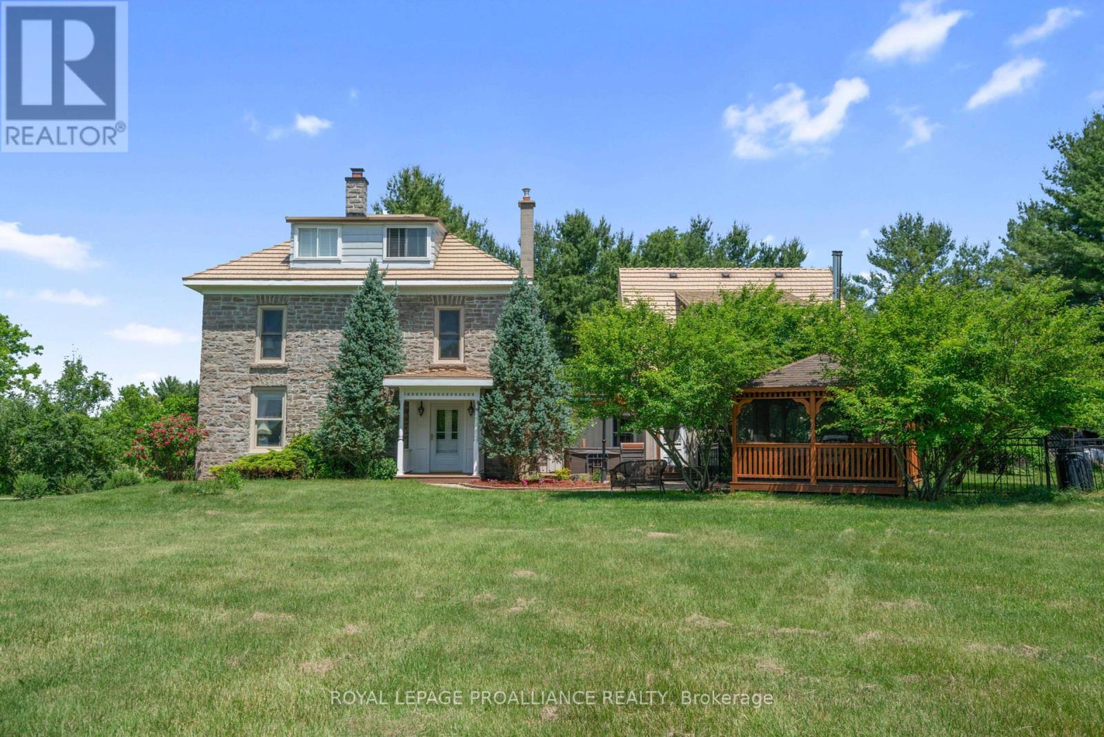 110 Kilmarnock Road, Montague, Ontario  K7A 5B8 - Photo 38 - X12320535