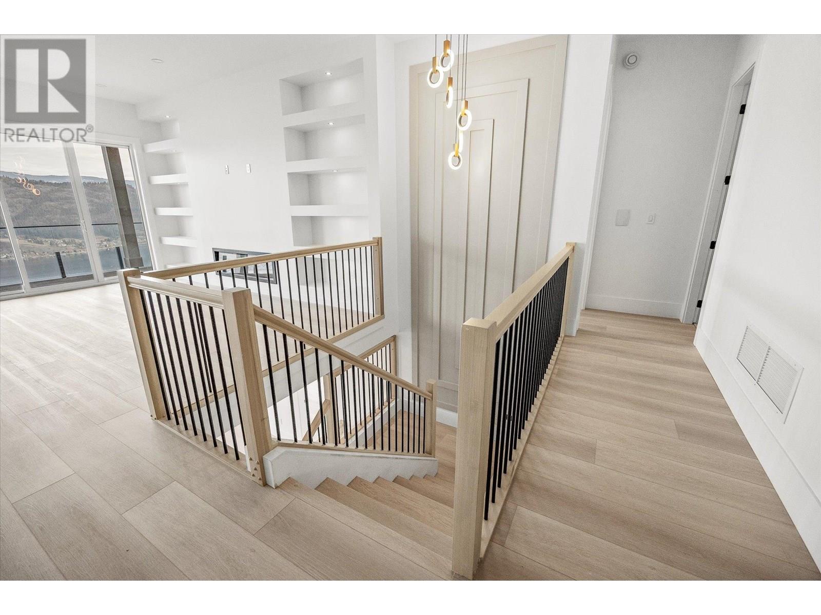 8916 Tavistock Road, Vernon, British Columbia  V1H 2L4 - Photo 30 - 10347436