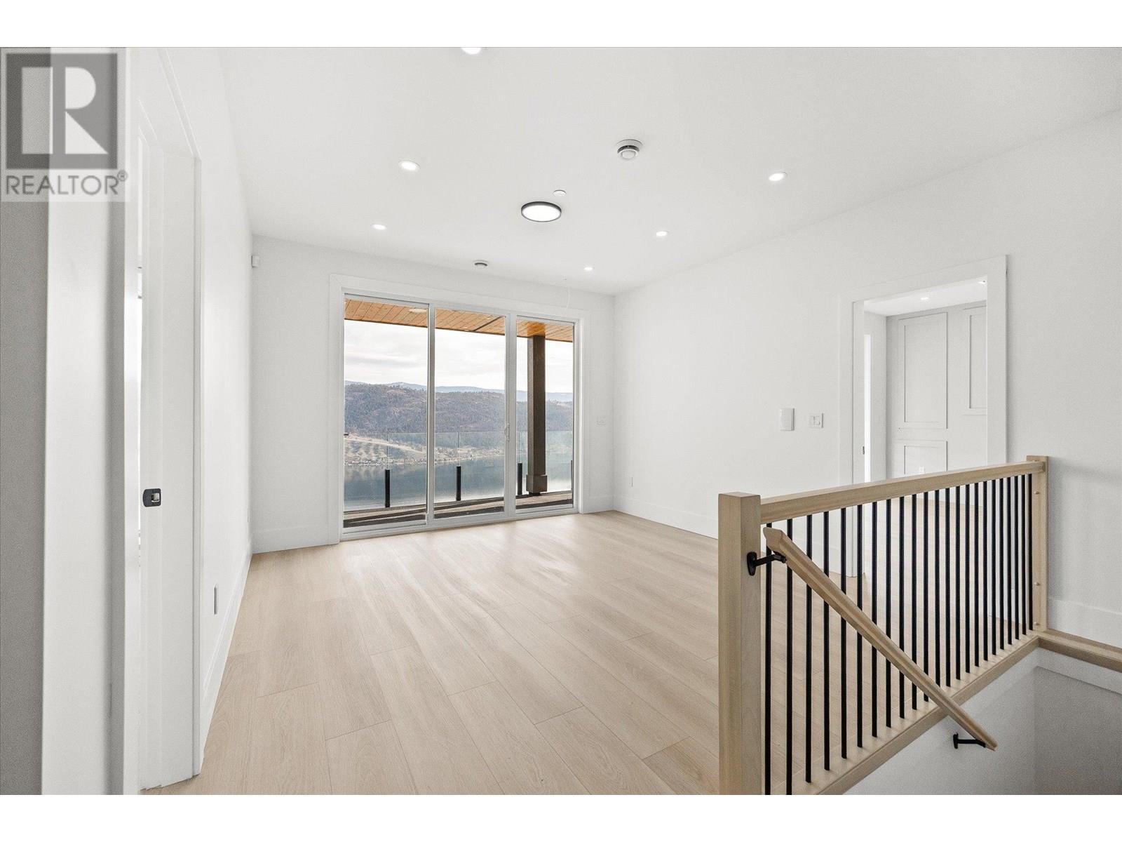 8916 Tavistock Road, Vernon, British Columbia  V1H 2L4 - Photo 32 - 10347436