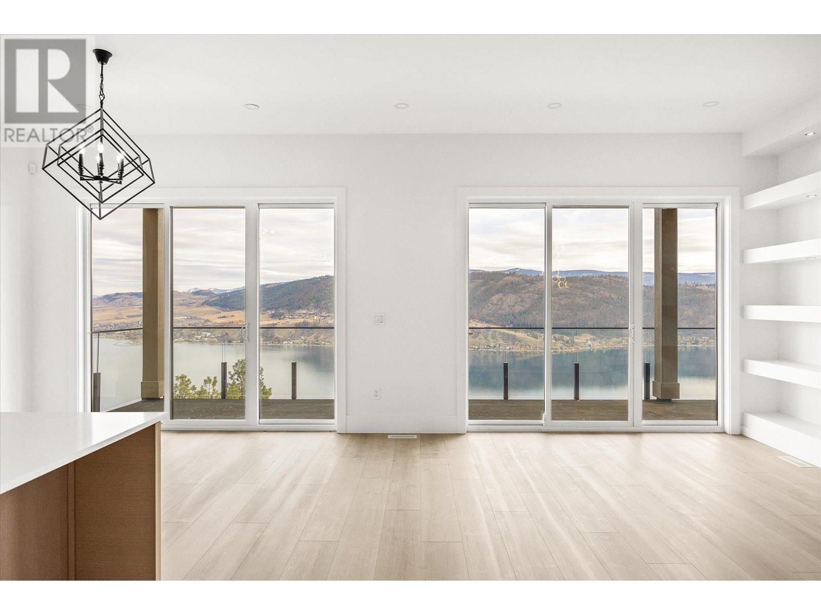 8916 Tavistock Road, Vernon, British Columbia  V1H 2L4 - Photo 14 - 10347436
