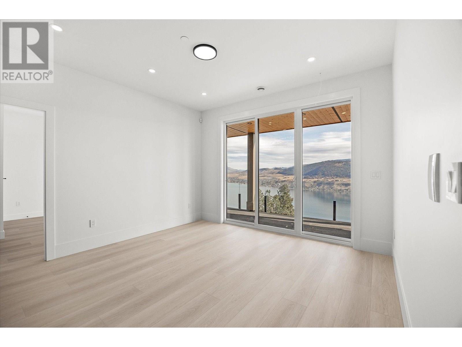 8916 Tavistock Road, Vernon, British Columbia  V1H 2L4 - Photo 33 - 10347436