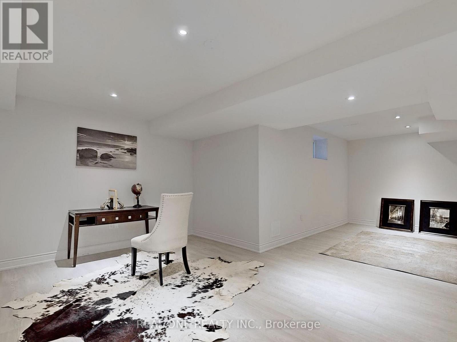 35 Aitken Circle, Markham, Ontario  L3R 7L2 - Photo 33 - N12323044
