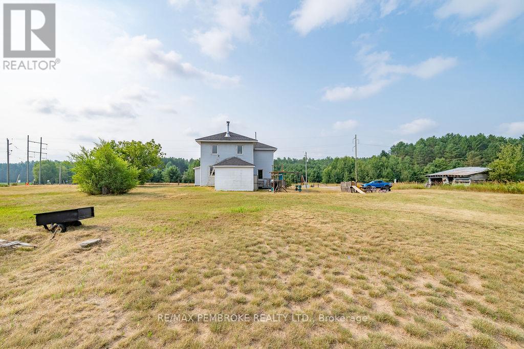 1298 Black Bay Road, Petawawa, Ontario  K8H 2W8 - Photo 33 - X12316641