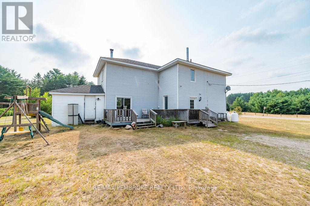 1298 Black Bay Road, Petawawa, Ontario  K8H 2W8 - Photo 3 - X12316641