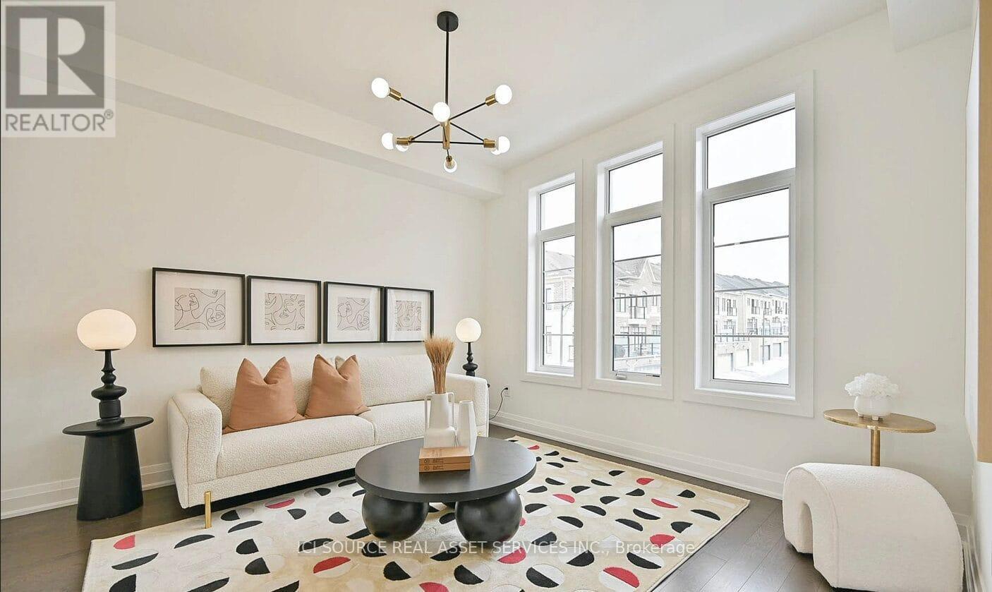 Property at 64 DUNCOMBE LANE image 3