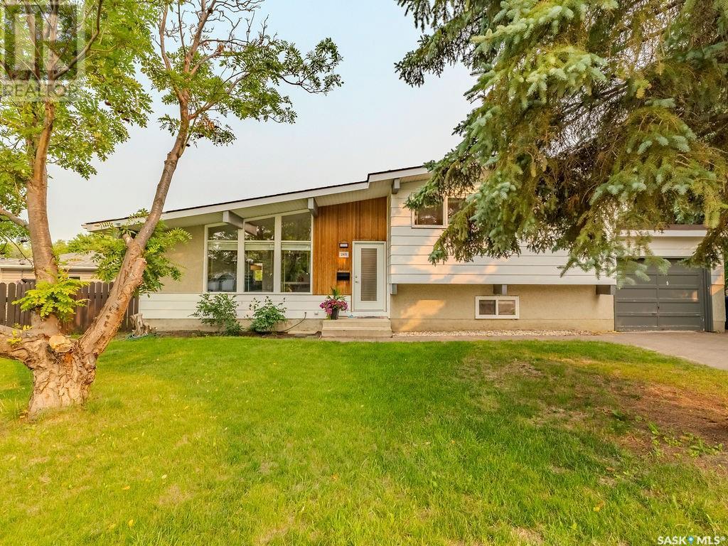 Property at 246 Anderson CRESCENT image 1