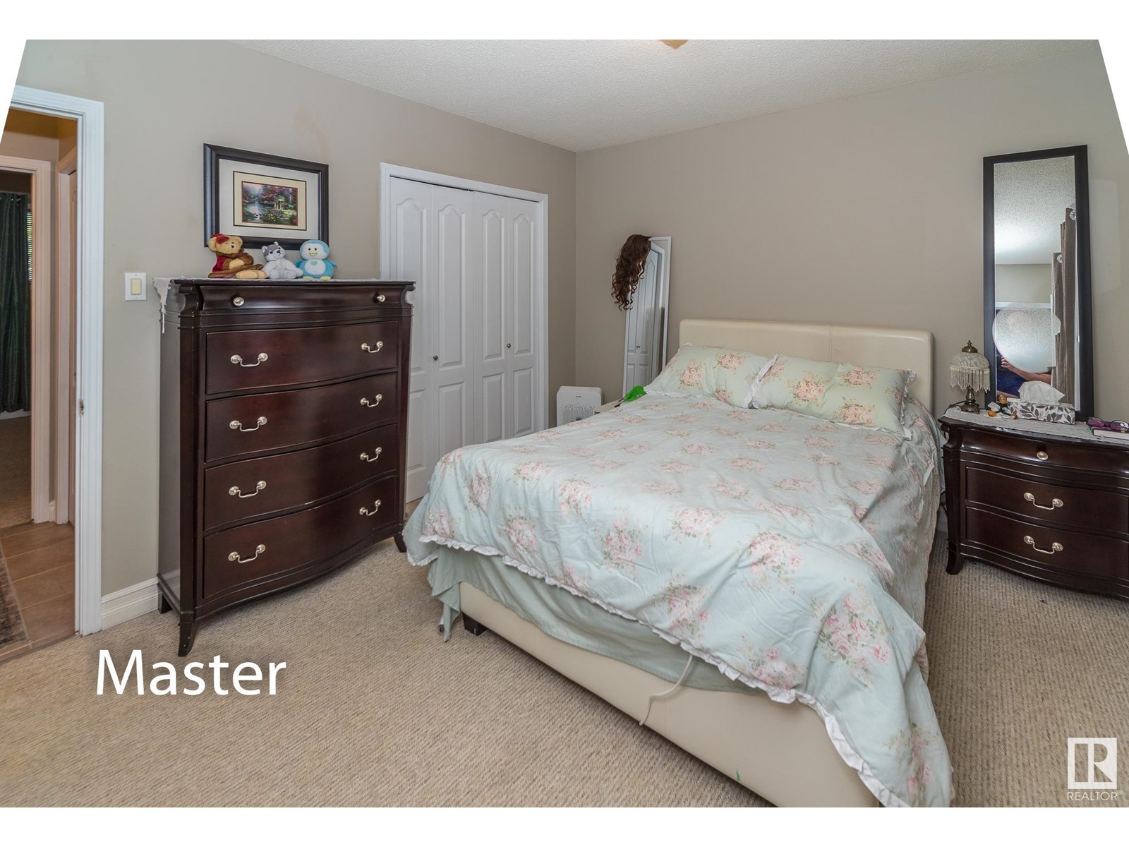 Property at 14904 107 AV NW image 5