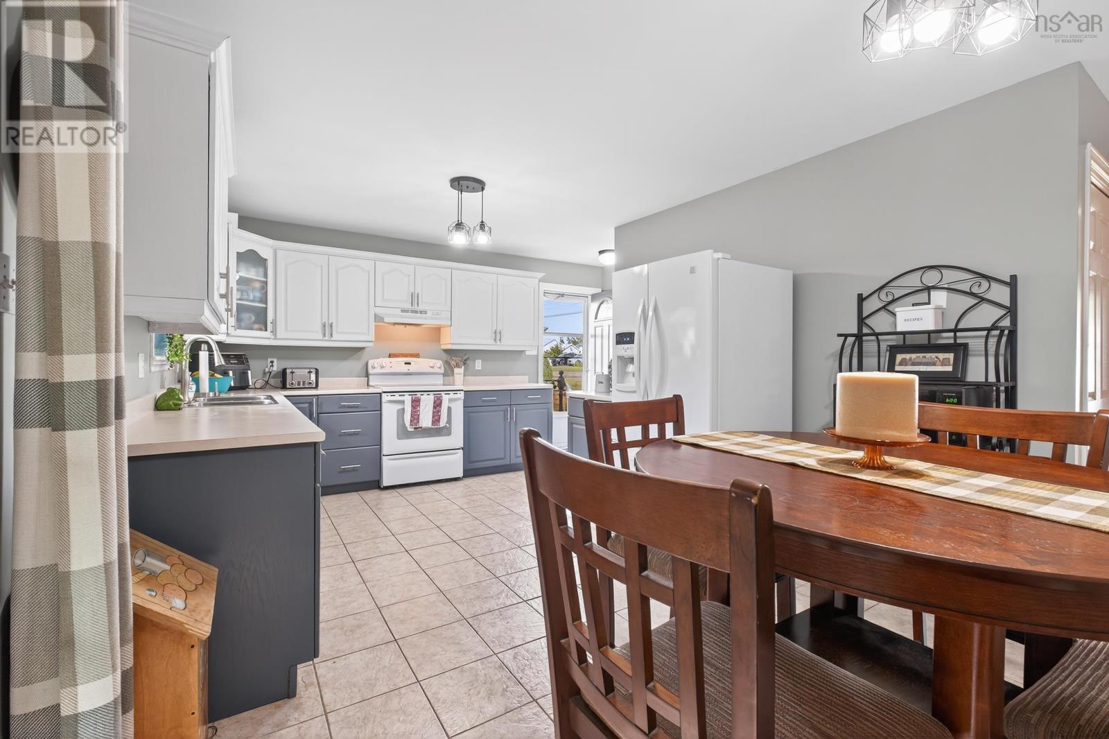 64 Mae Avenue, Sydney Mines, Nova Scotia  B1V 3J1 - Photo 10 - 202519533