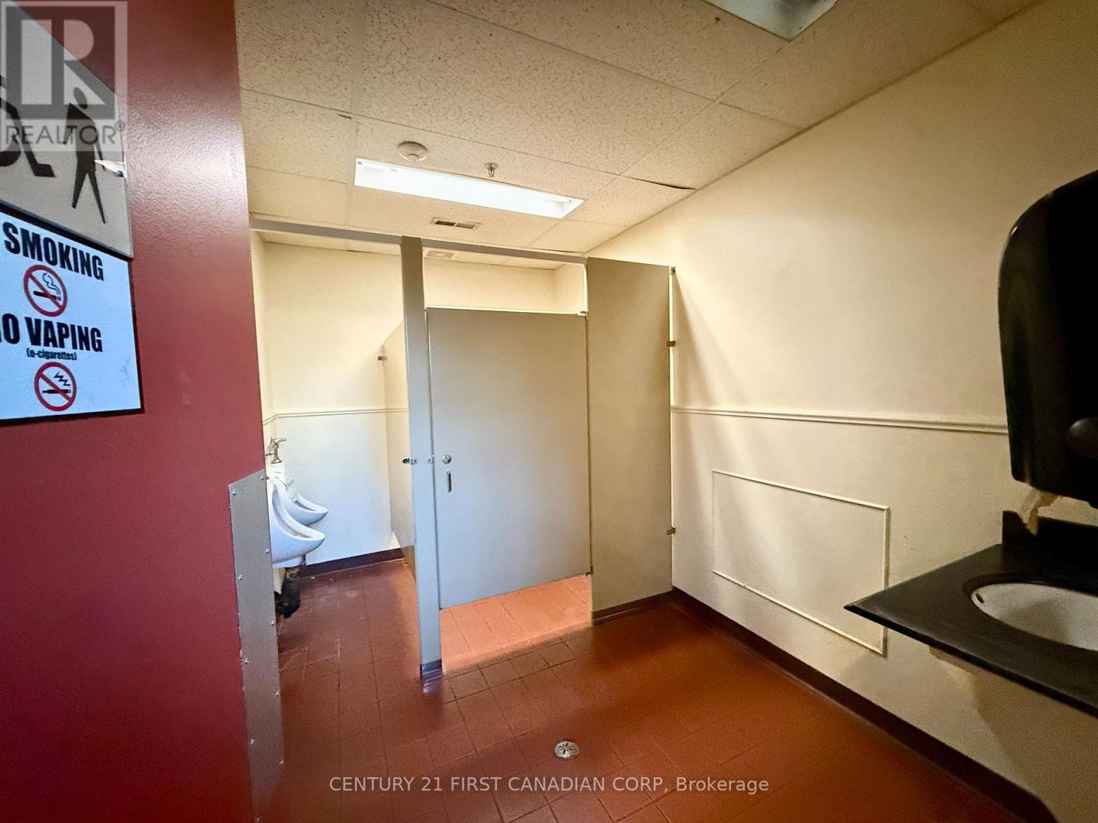 196 Dundas Street, London East, Ontario  N6A 1G7 - Photo 26 - X12323124