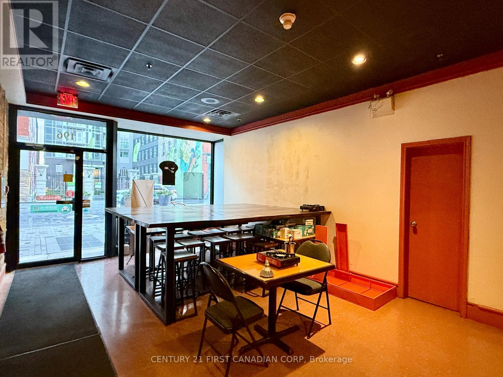 196 Dundas Street, London East, Ontario  N6A 1G7 - Photo 6 - X12323124