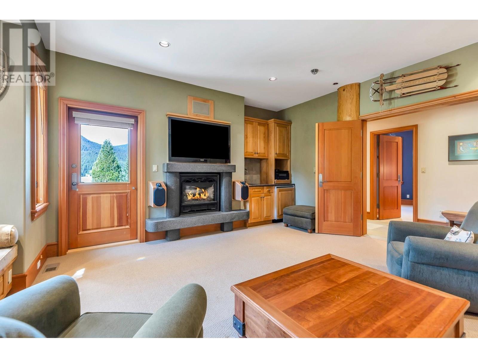8059 Nicklaus North Boulevard, Whistler, British Columbia  V8E 1J7 - Photo 35 - R3033208
