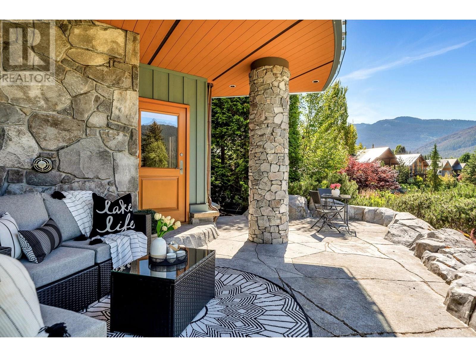 8059 Nicklaus North Boulevard, Whistler, British Columbia  V8E 1J7 - Photo 36 - R3033208