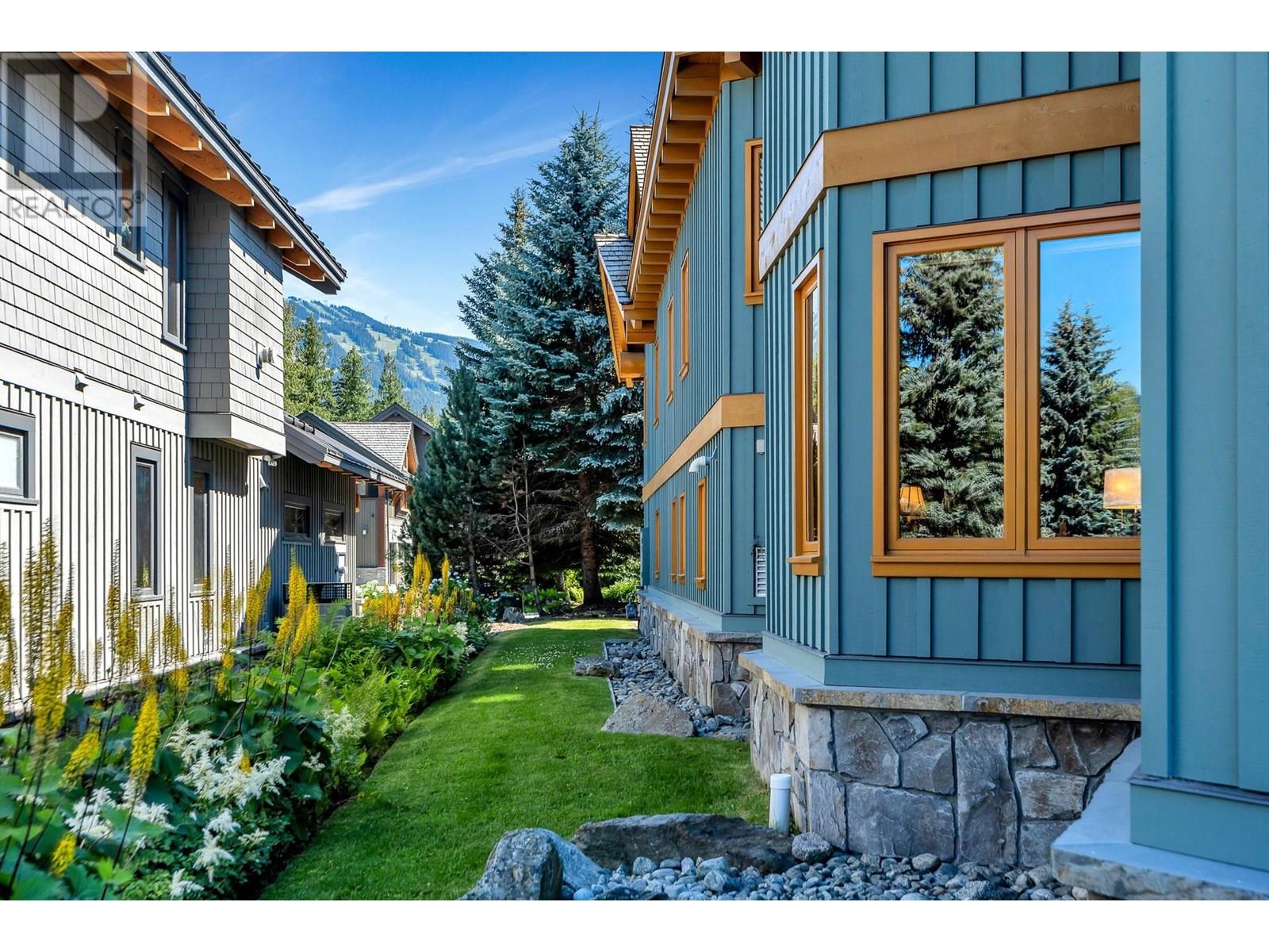 8059 Nicklaus North Boulevard, Whistler, British Columbia  V8E 1J7 - Photo 38 - R3033208