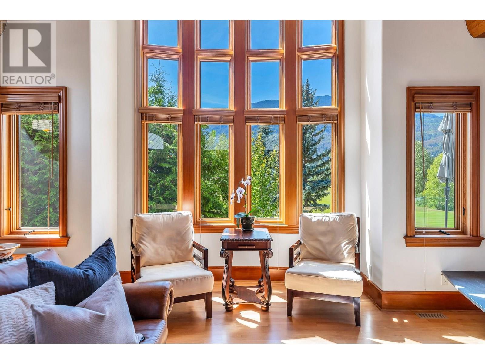 8059 Nicklaus North Boulevard, Whistler, British Columbia  V8E 1J7 - Photo 5 - R3033208