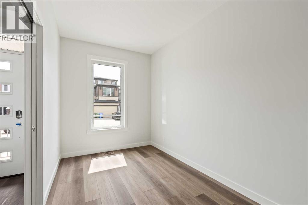 Property at 205 Setonstone Green SE image 4