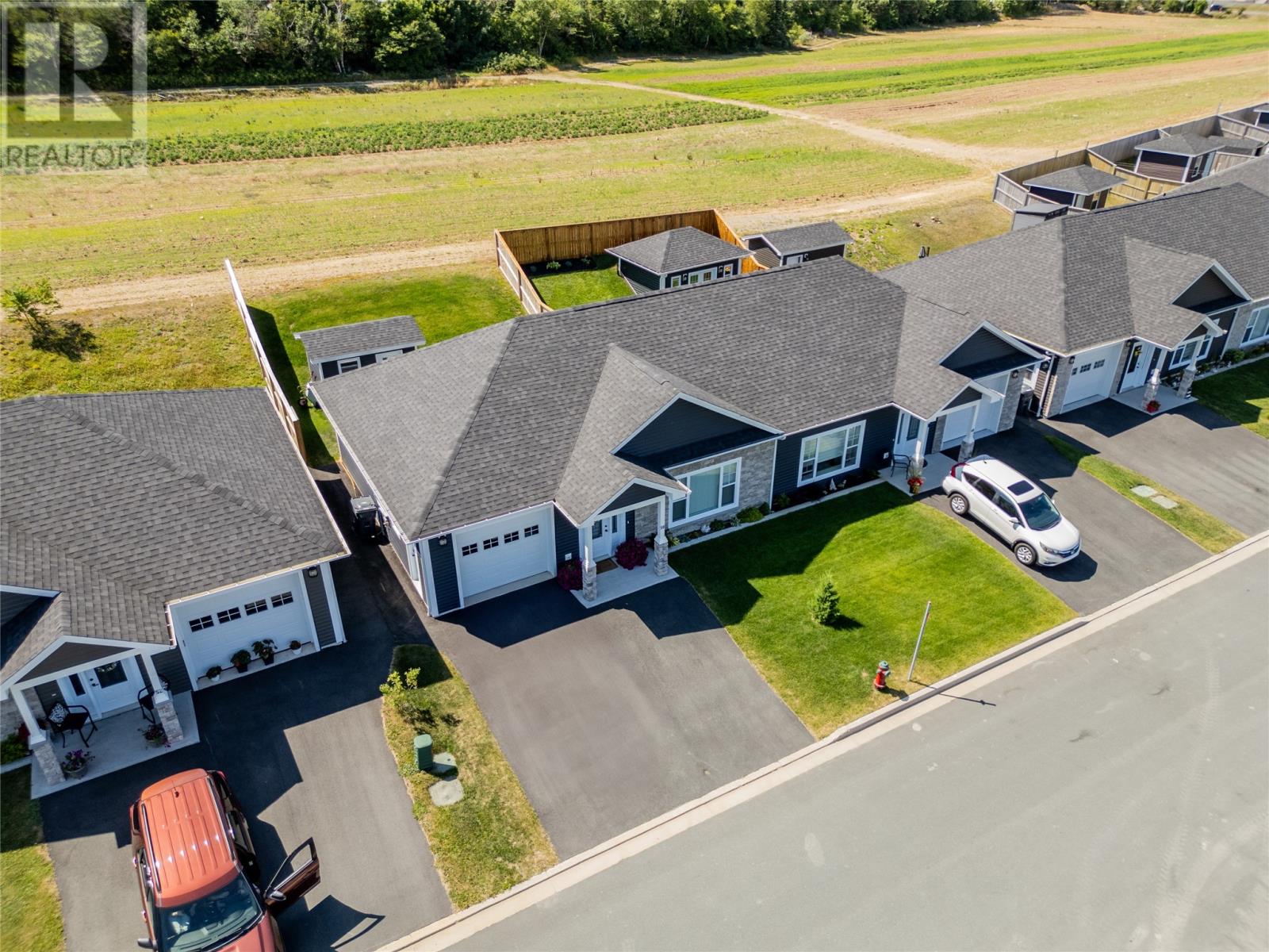 Property at 50 Macmar Lane image 3