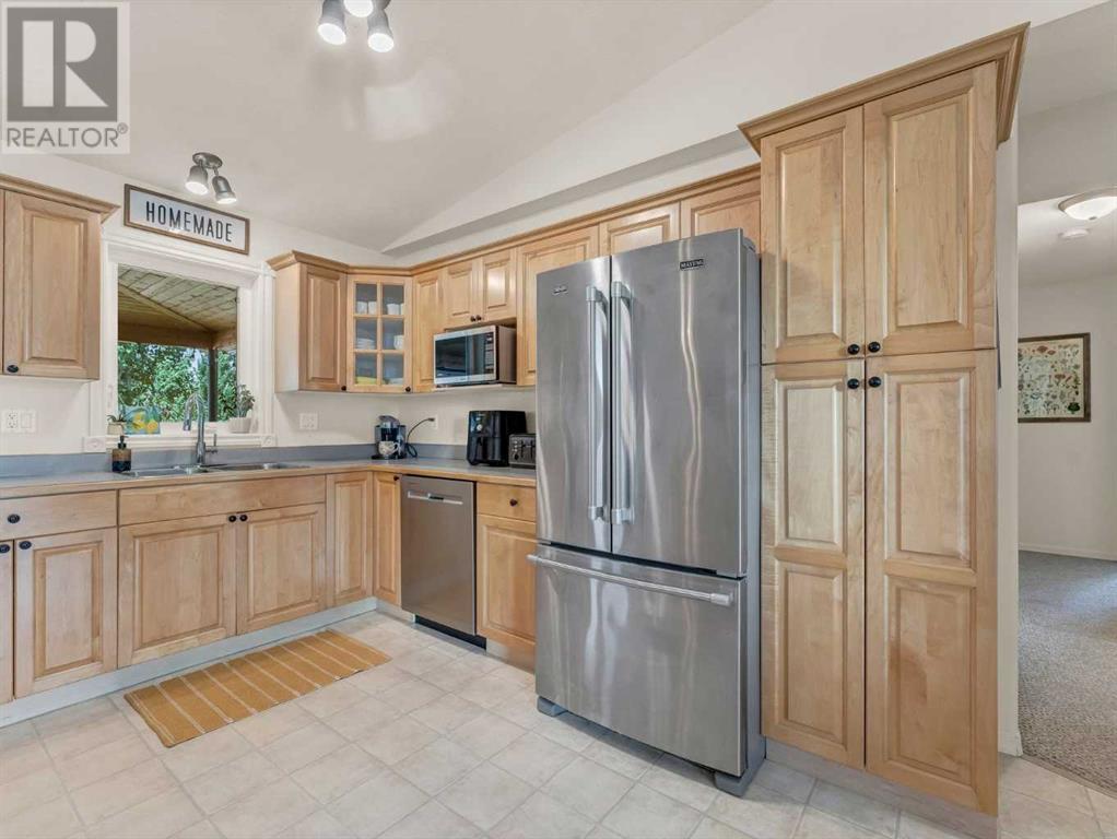 7 Park Place W, Brooks, Alberta  T1R 1G6 - Photo 8 - A2229911