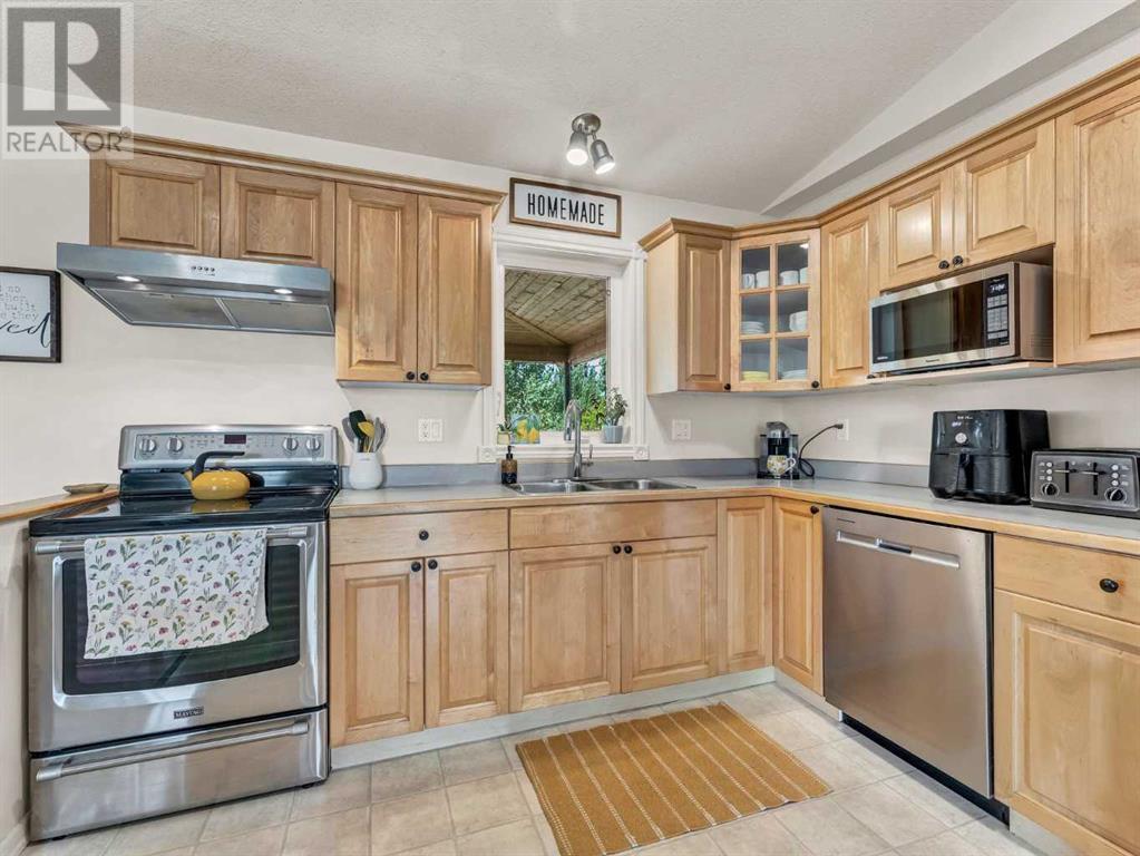 7 Park Place W, Brooks, Alberta  T1R 1G6 - Photo 9 - A2229911
