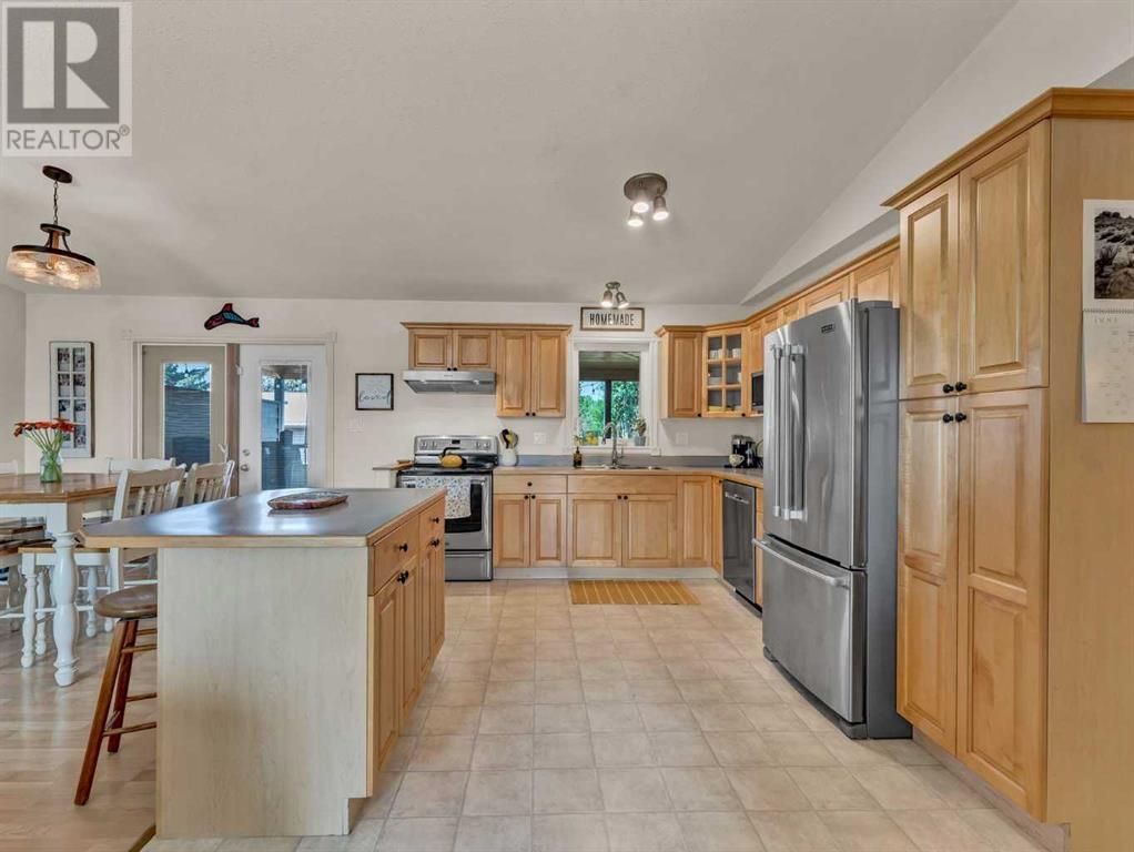 7 Park Place W, Brooks, Alberta  T1R 1G6 - Photo 7 - A2229911