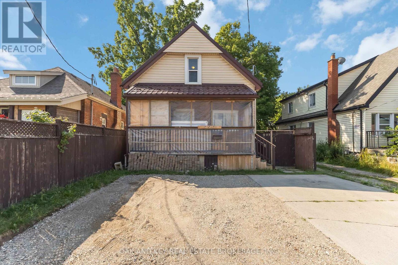 999 Oxford Street E, London East, Ontario  N5Y 3K6 - Photo 4 - X12323193