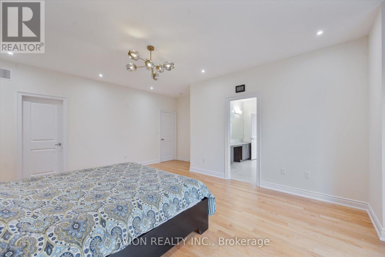 2417 Edward Leaver Trail, Oakville, Ontario  L6M 5L6 - Photo 25 - W12323173